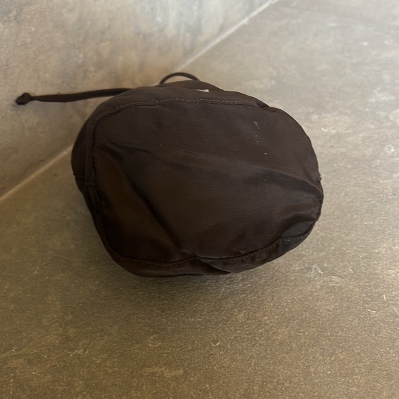 Designer Prada nylon bucket pouch bag! - Picture 4 of 14